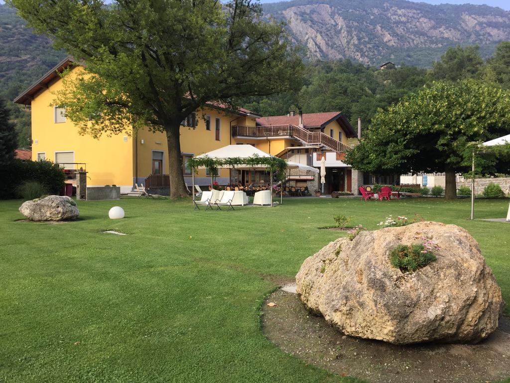 Hotel Castello Montjovet Εξωτερικό φωτογραφία