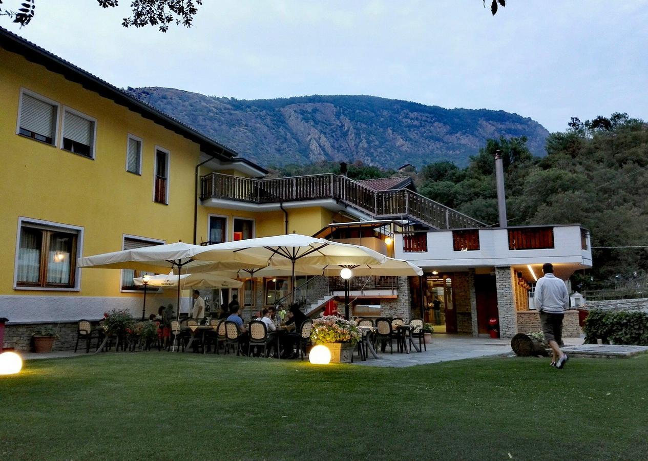 Hotel Castello Montjovet Εξωτερικό φωτογραφία
