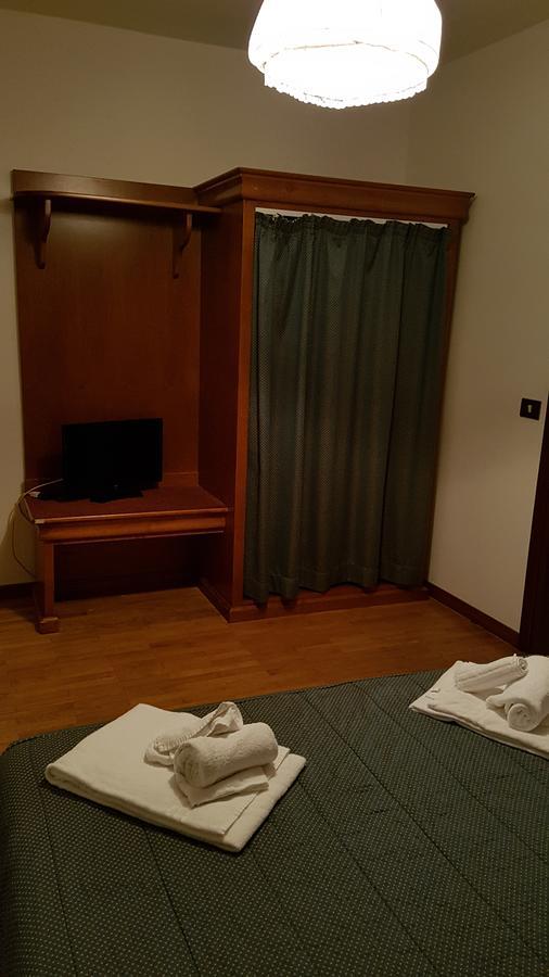 Hotel Castello Montjovet Εξωτερικό φωτογραφία